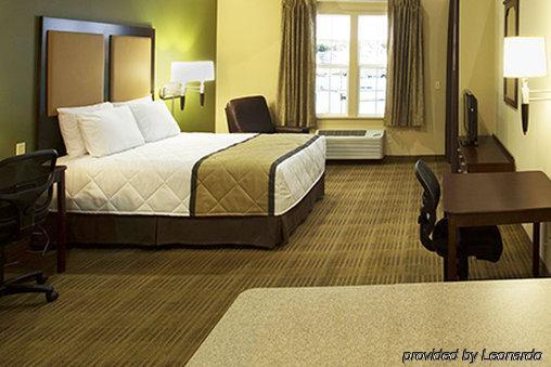 Hotel Extended